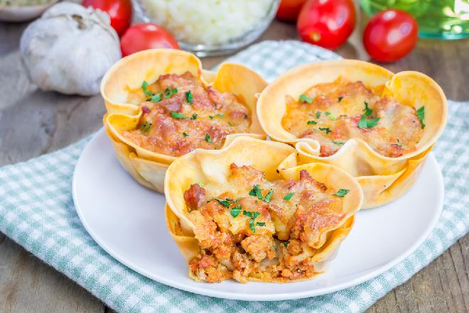 Fantastyczne mielone w koszyczkach - doskonały i niedrogi hit imprezowy